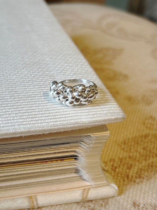 Caviar for One Ring in Silver